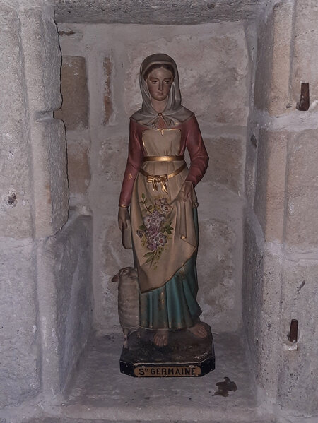 Statue de Sainte Germaine